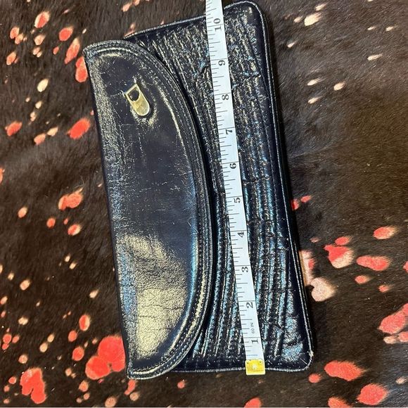 Vintage Debonair Roystone navy blue envelope style clutch - Picture 13 of 14